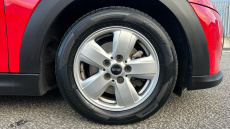 MINI Hatchback 1.5 Cooper Classic 3dr Petrol Hatchback